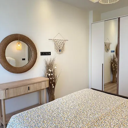 Beautiful With Privat Garden Apartamento