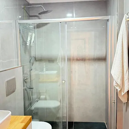 Beautiful With Privat Garden Alanya